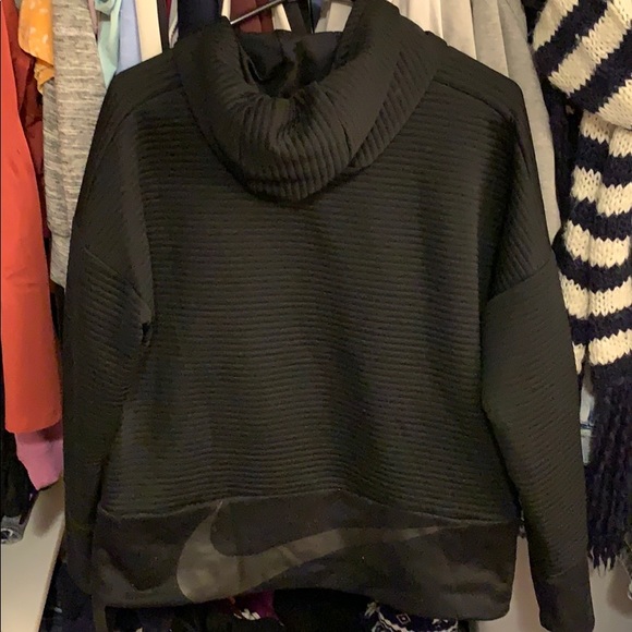 Nike dri fit hoodie - Picture 4 of 5